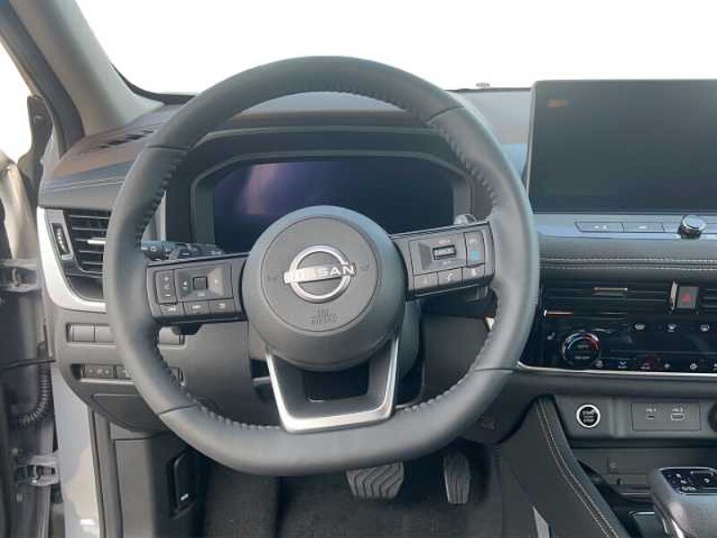 Nissan X-Trail Tekna 1.5 VC-T HUD Navi Memory Sitze 360 Kamera LED ACC El. Heckklappe