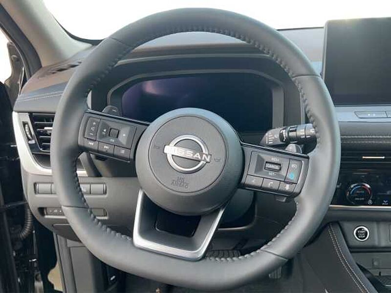 Nissan X-Trail Tekna 1.5 VC-T HUD Navi Memory Sitze 360 Kamera LED ACC El. Heckklappe