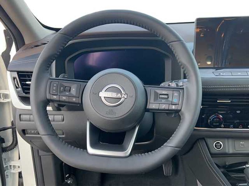 Nissan X-Trail Tekna 163 PS Automatik HUD Navi Memory Sitze 360 Kamera LED ACC El. Heckklappe