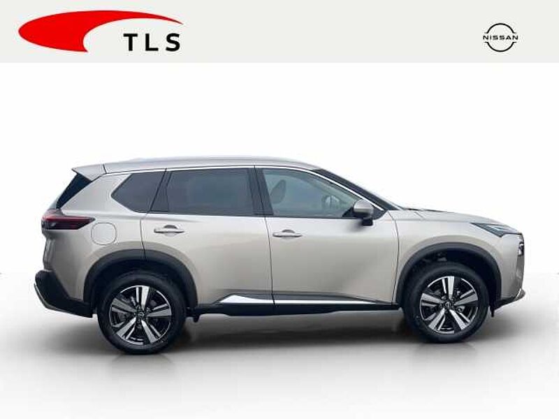 Nissan X-Trail Tekna 163 PS Automatik HUD Navi Memory Sitze 360 Kamera LED ACC El. Heckklappe