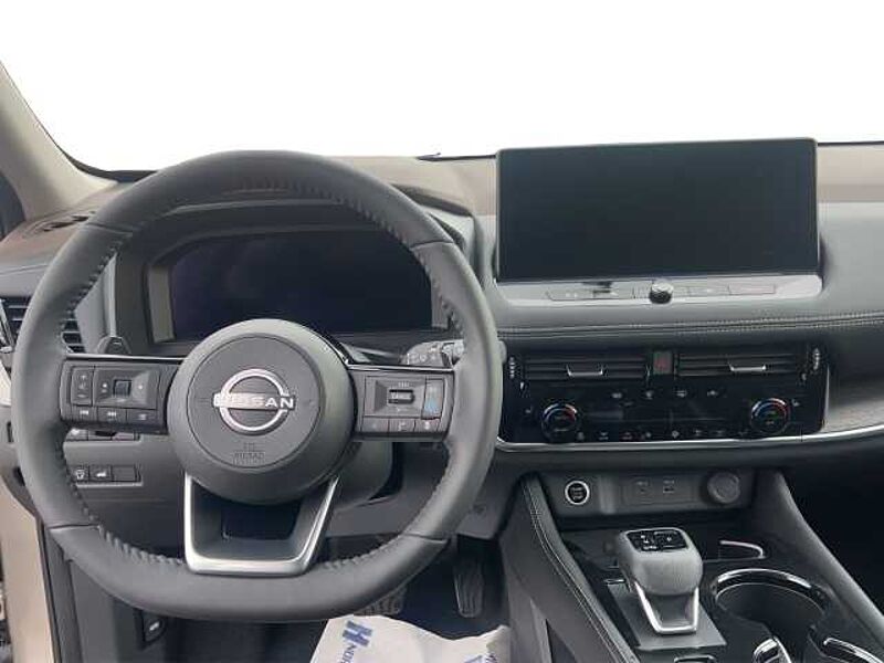 Nissan X-Trail Tekna 163 PS Automatik HUD Navi Memory Sitze 360 Kamera LED ACC El. Heckklappe