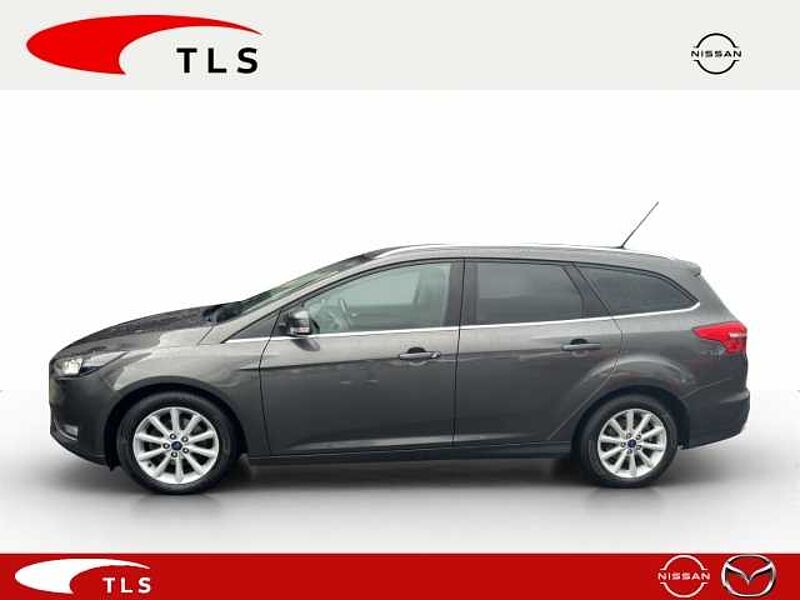 Ford Focus Turnier Titanium 1.6 TDCi Mehrzonenklima Ambiente Beleuchtung SHZ Keyless Notbre